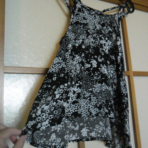 Cute strappy high low top by Arizona Jeans. Small size. - Picture 3 of 8